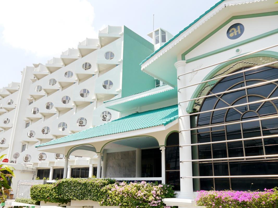 Lertnimit Hotel Chaiyaphum Exterior foto