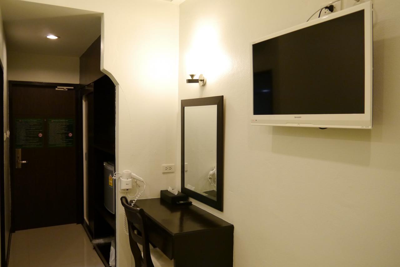 Lertnimit Hotel Chaiyaphum Exterior foto